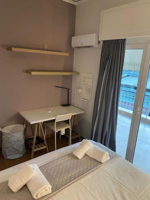 Pent House With Terrace Apartamento Pireu Exterior foto