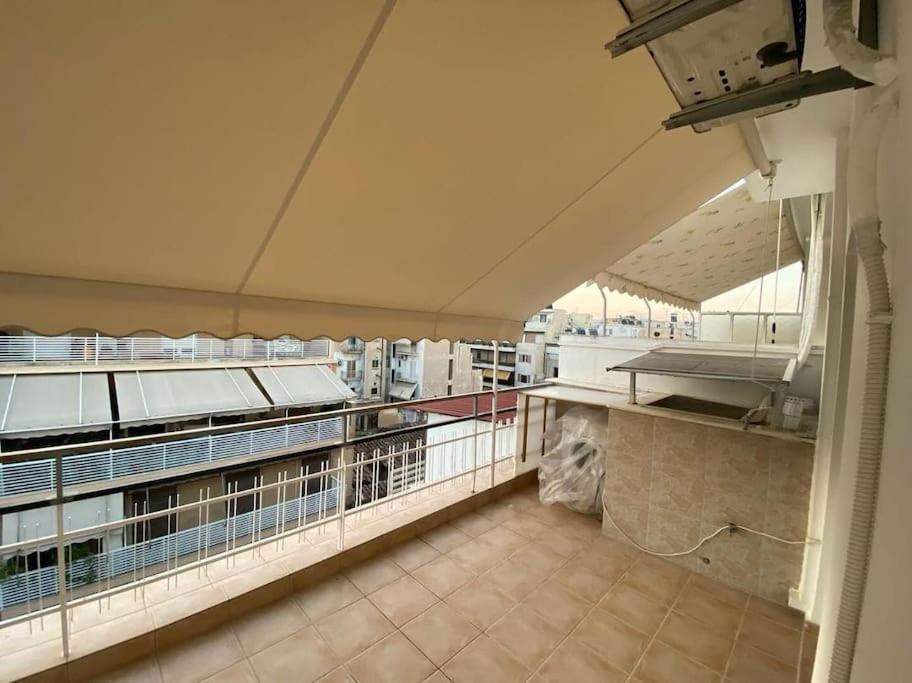 Pent House With Terrace Apartamento Pireu Exterior foto